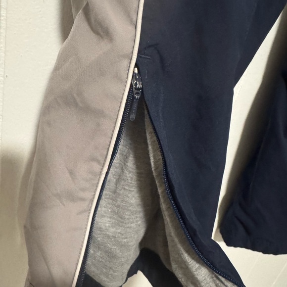 NIKE BOYS WIND PANTS SIZE 14-16 used like a new - Picture 7 of 12